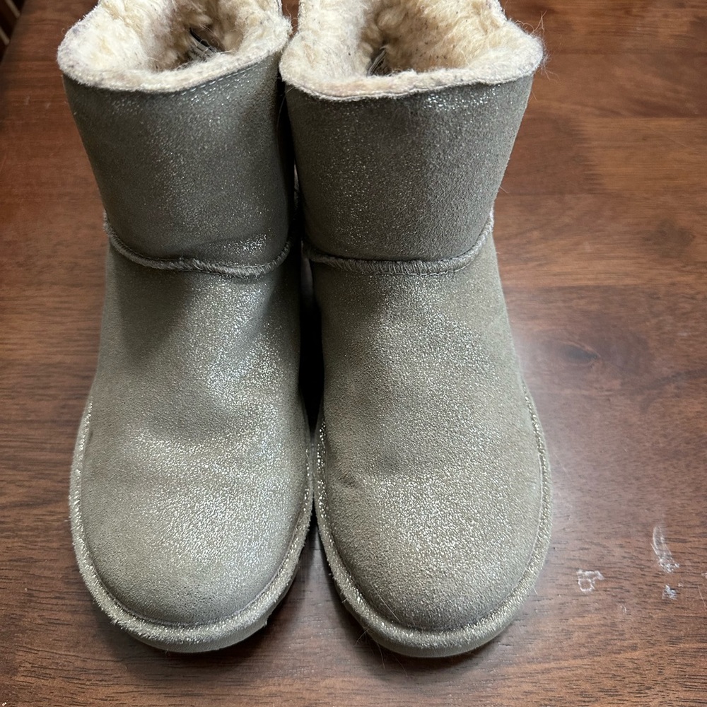 BearPaw Cozy Gray with Sparkles Shearling-Lined Boots